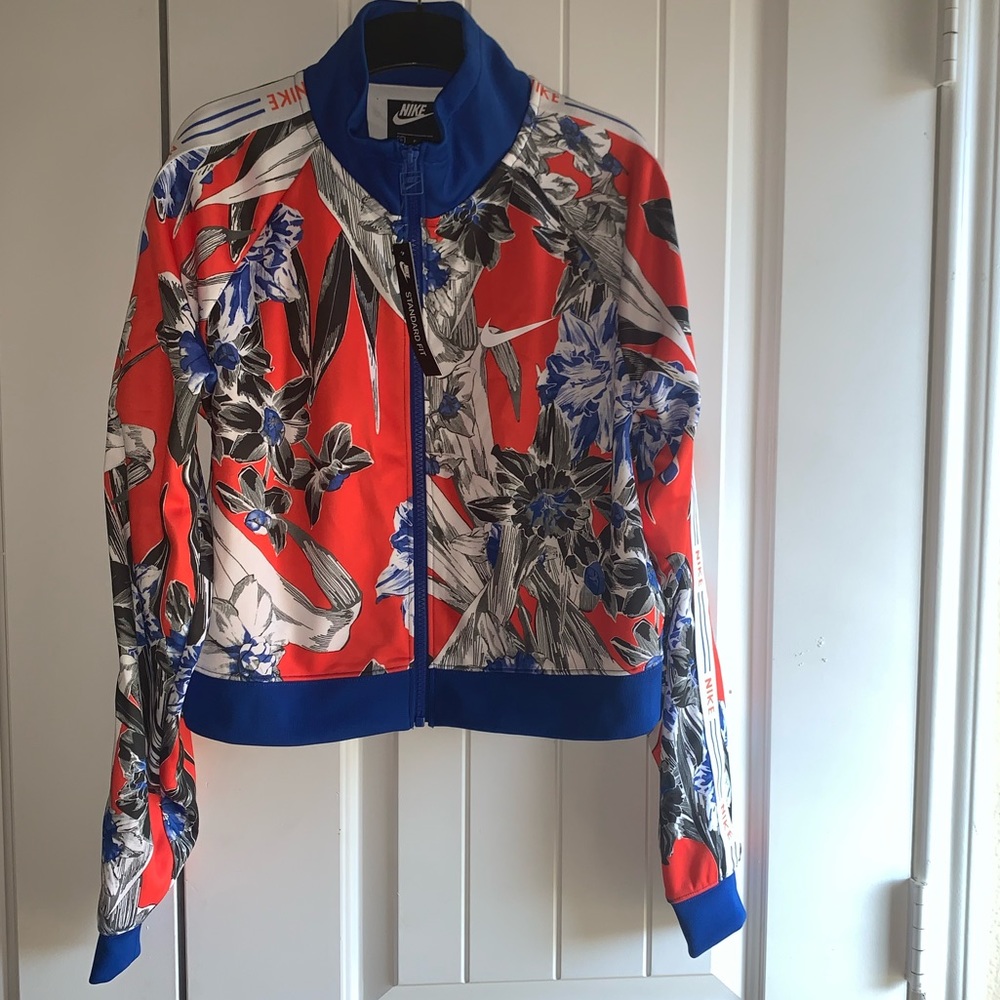 Nike fem print jacket